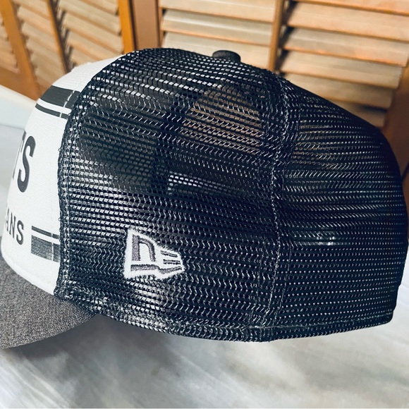 NFL Saints Hat - Picture 3 of 8